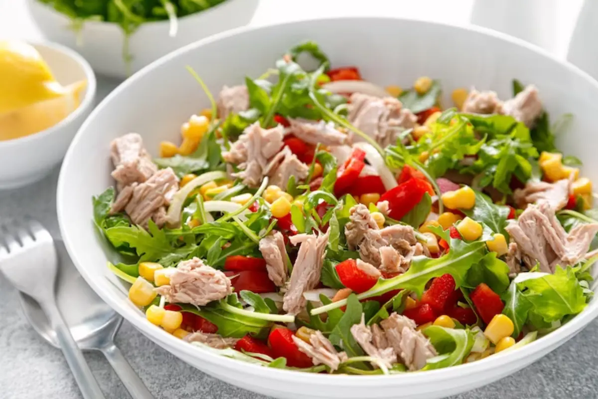 how long is tuna salad good for