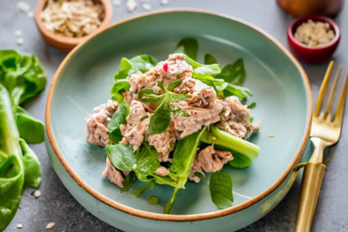 how long is tuna salad good for